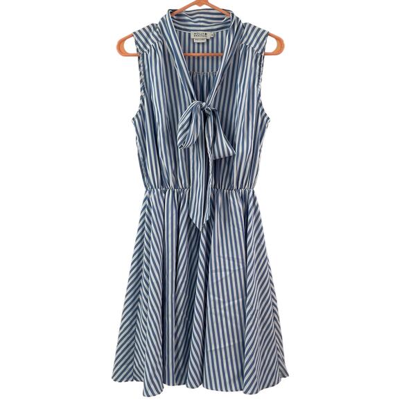 MOLLY BRACKEN Dress Size Small Stripes Nautical Fit and Flare Blue White Summer - Picture 3 of 12